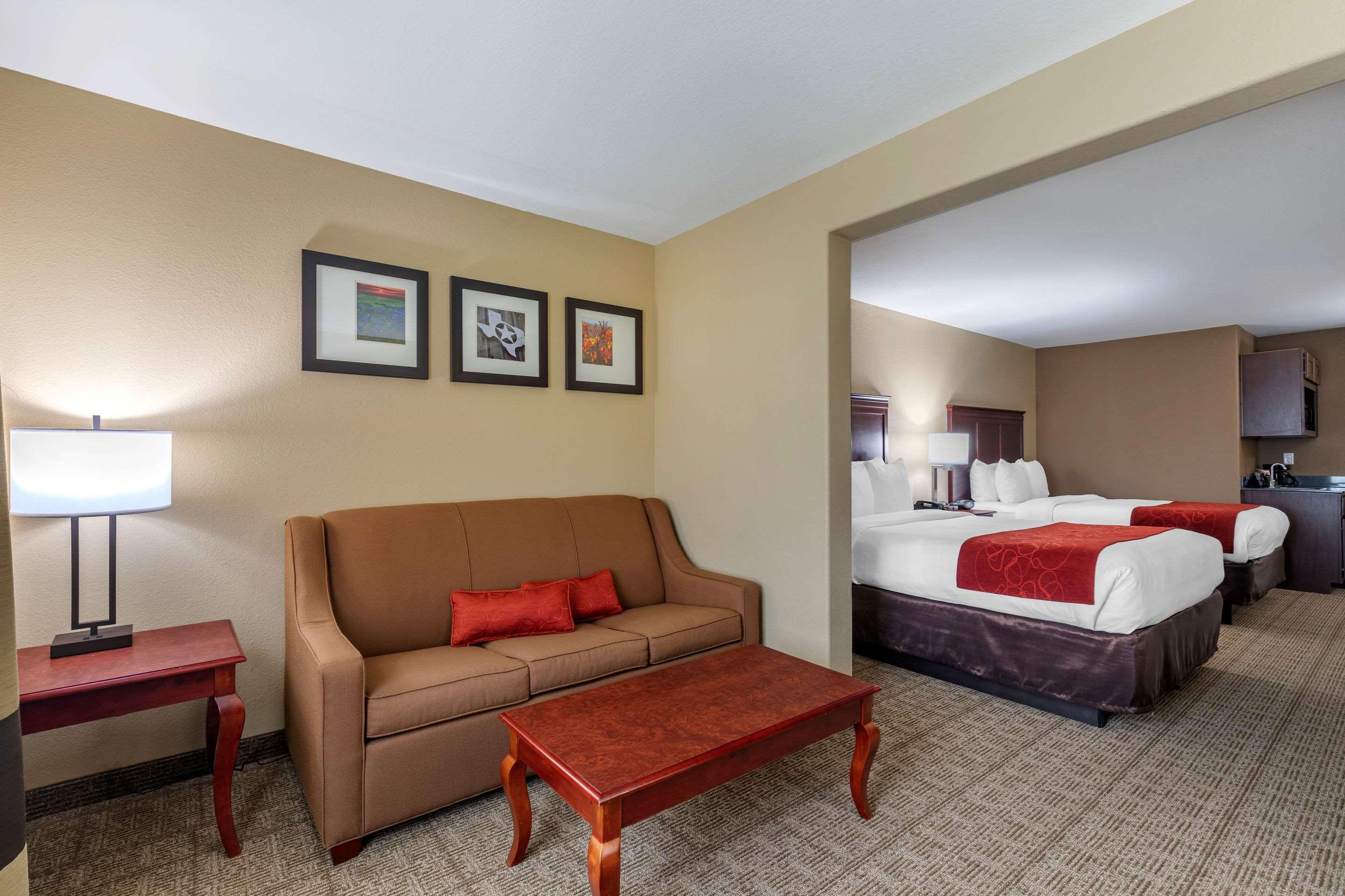 Comfort Suites Ennis Kültér fotó