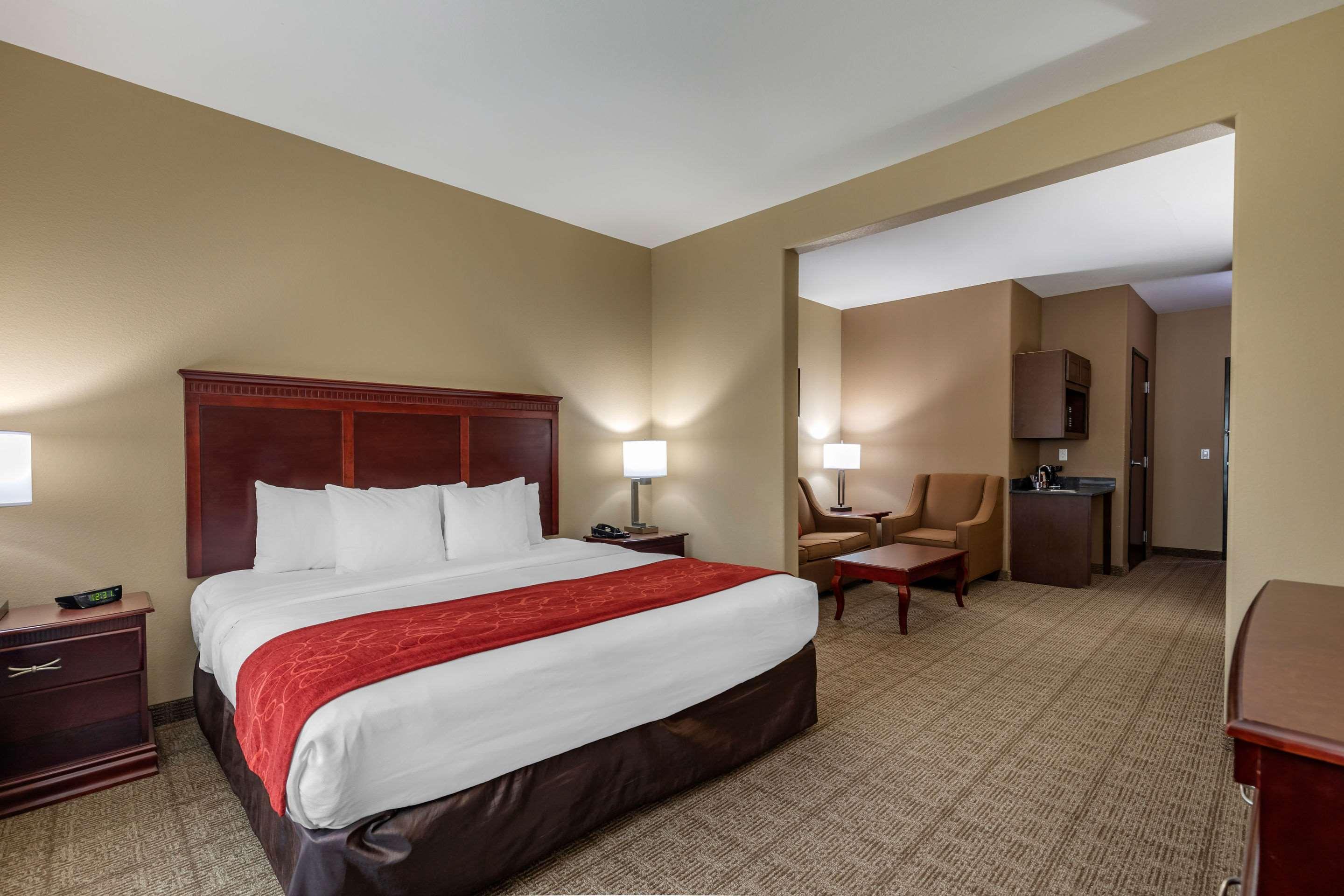 Comfort Suites Ennis Kültér fotó