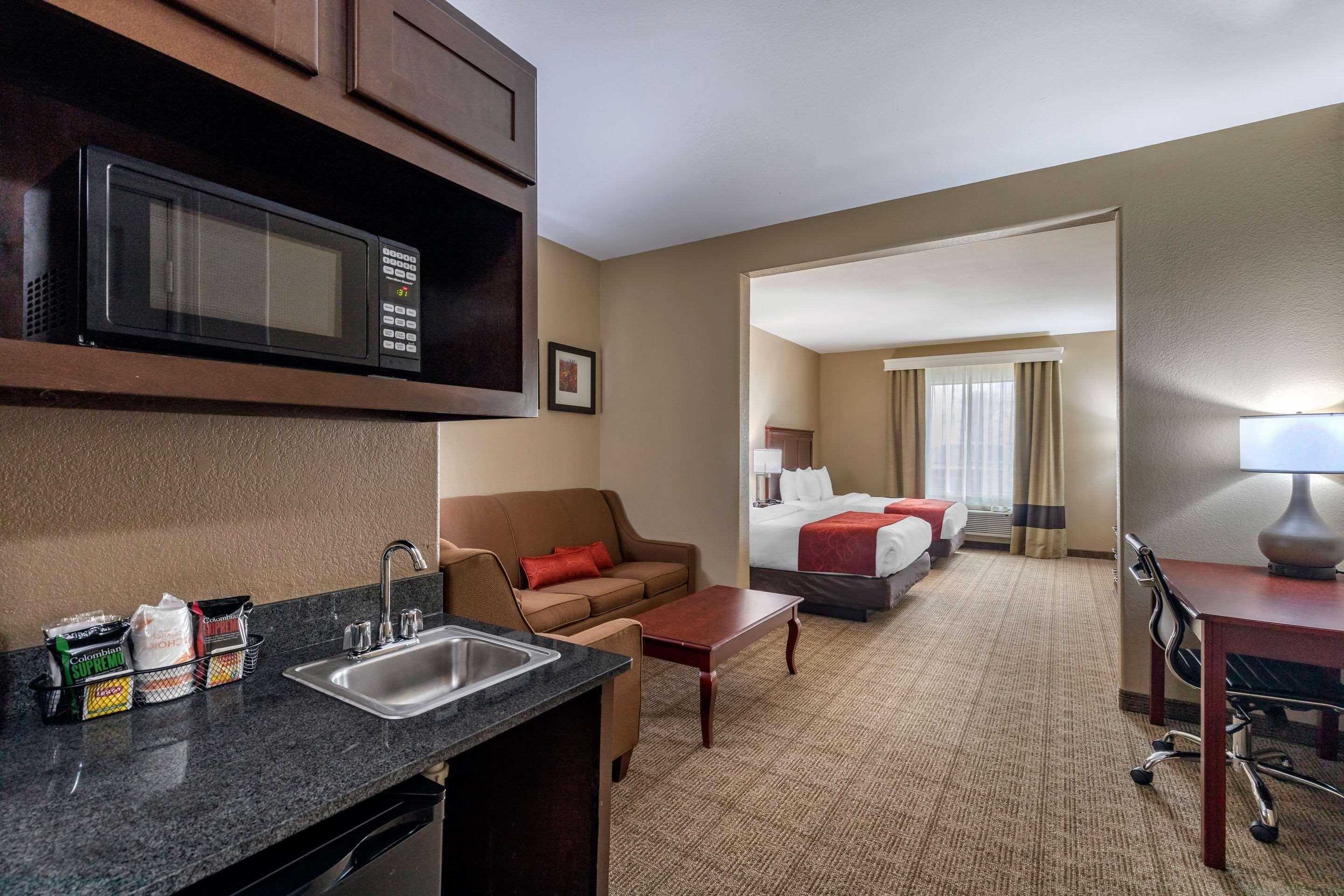 Comfort Suites Ennis Kültér fotó