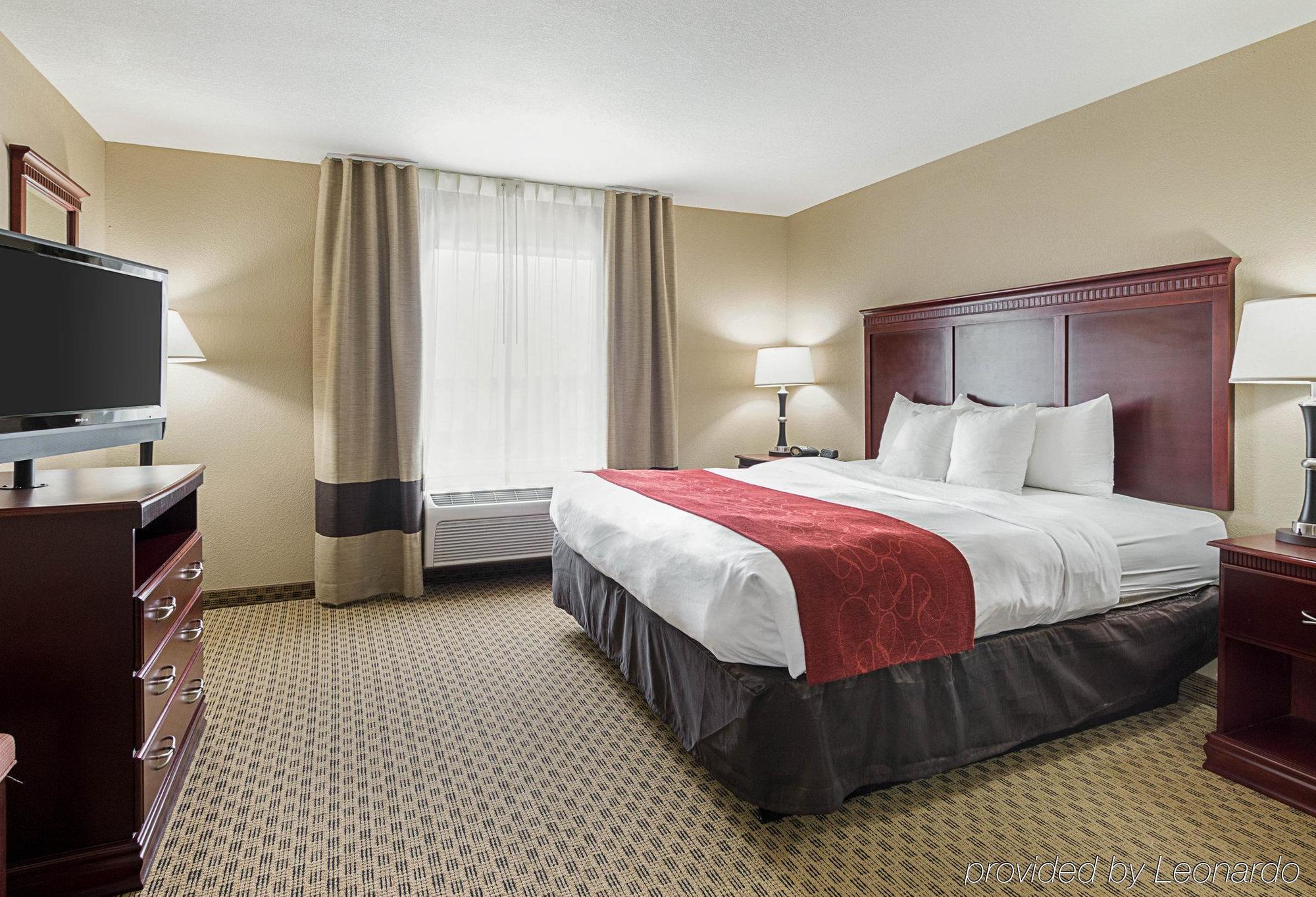 Comfort Suites Ennis Kültér fotó