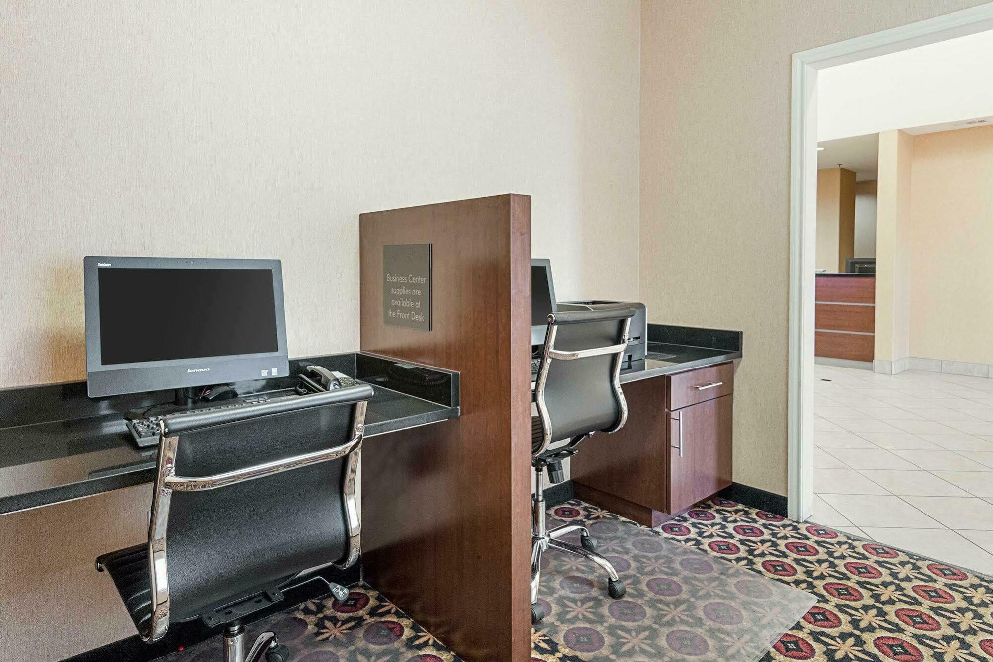 Comfort Suites Ennis Kültér fotó
